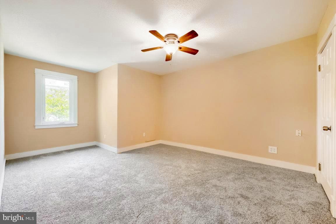 411 N Rock Glen Road photo 22