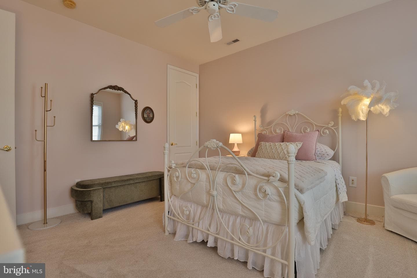 1114 Washingtonville Drive photo 35