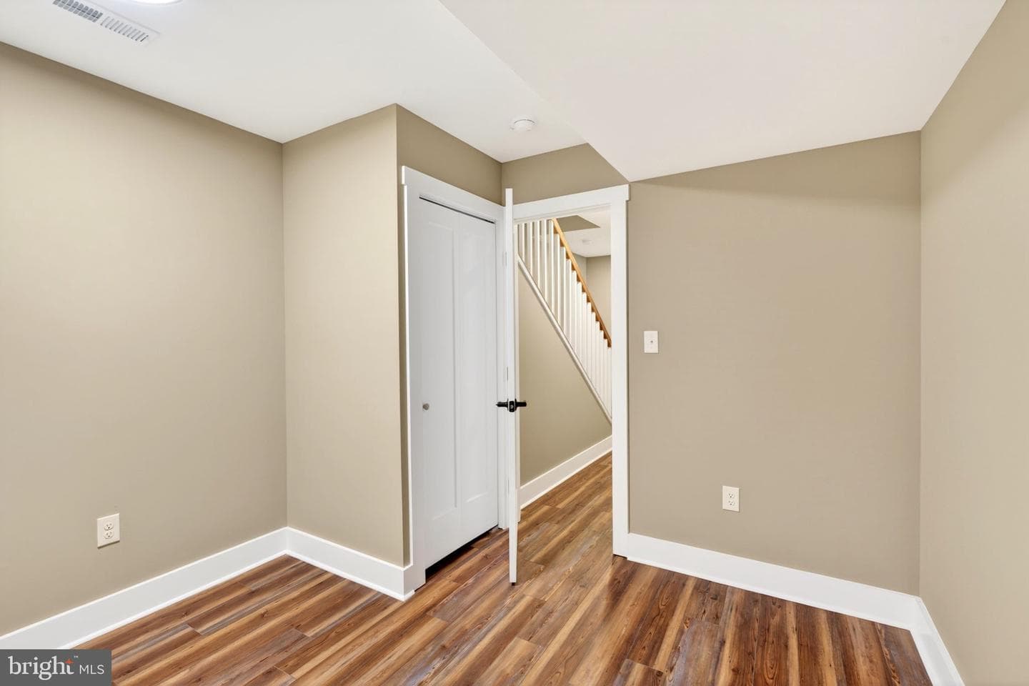 1342 Andre Street photo 55
