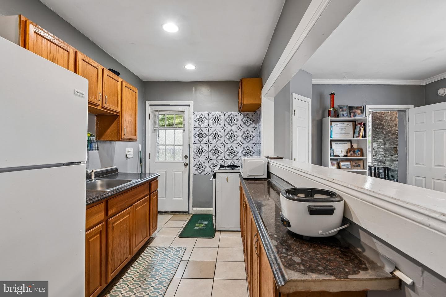2824 Fleetwood Avenue photo 11