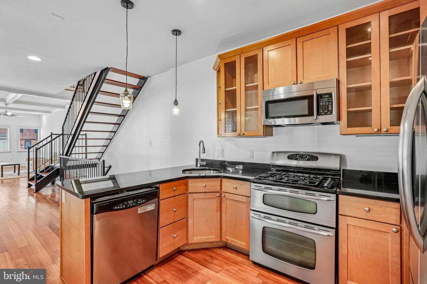 3142 Fait Avenue photo 14