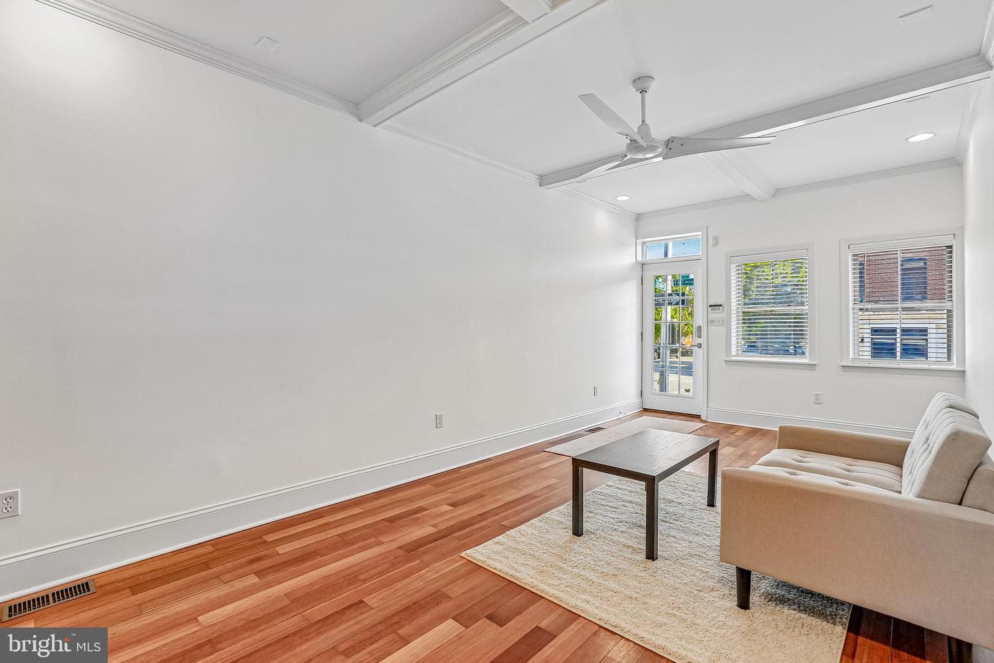 3142 Fait Avenue photo 8