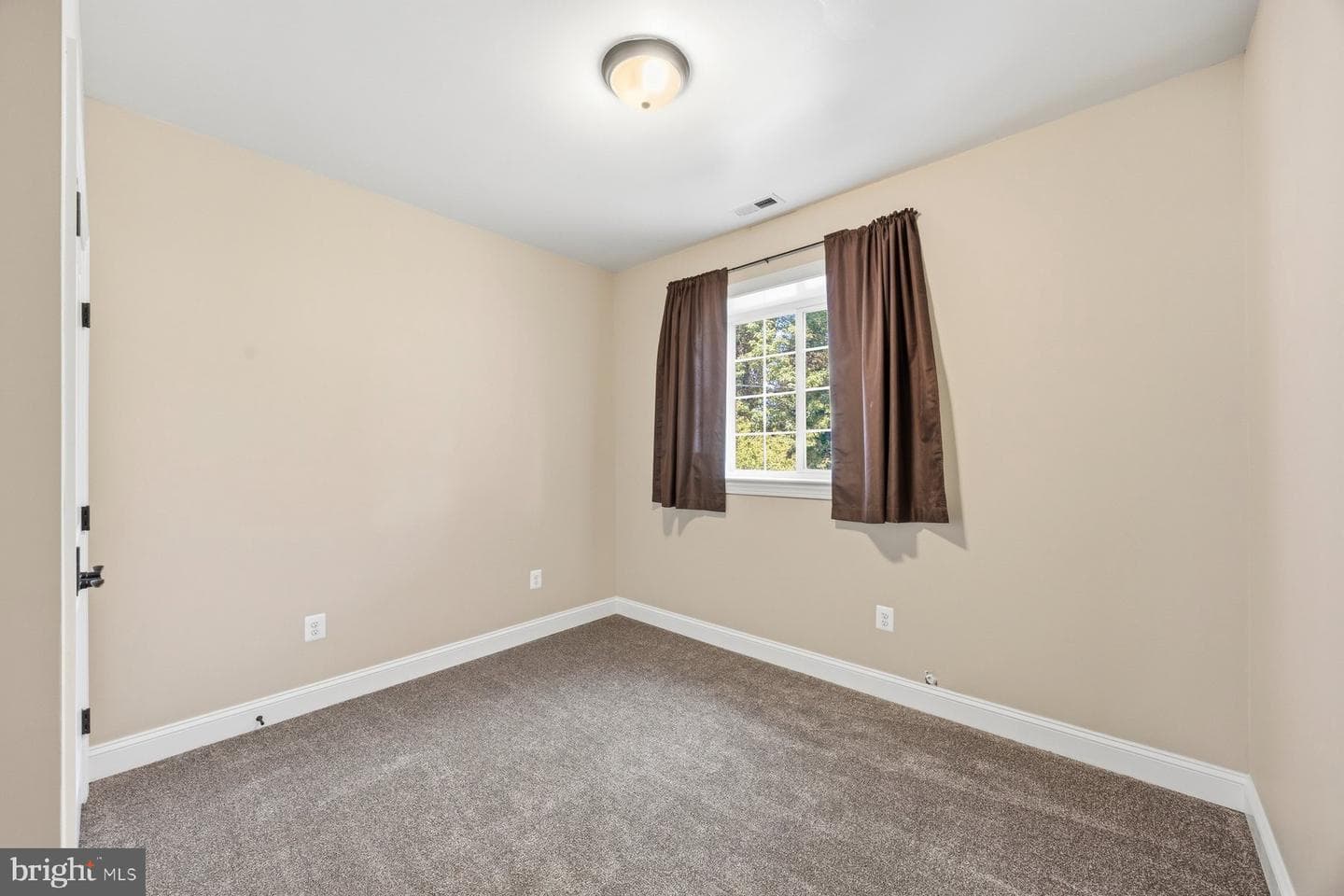 2261 Park Hill Avenue photo 31