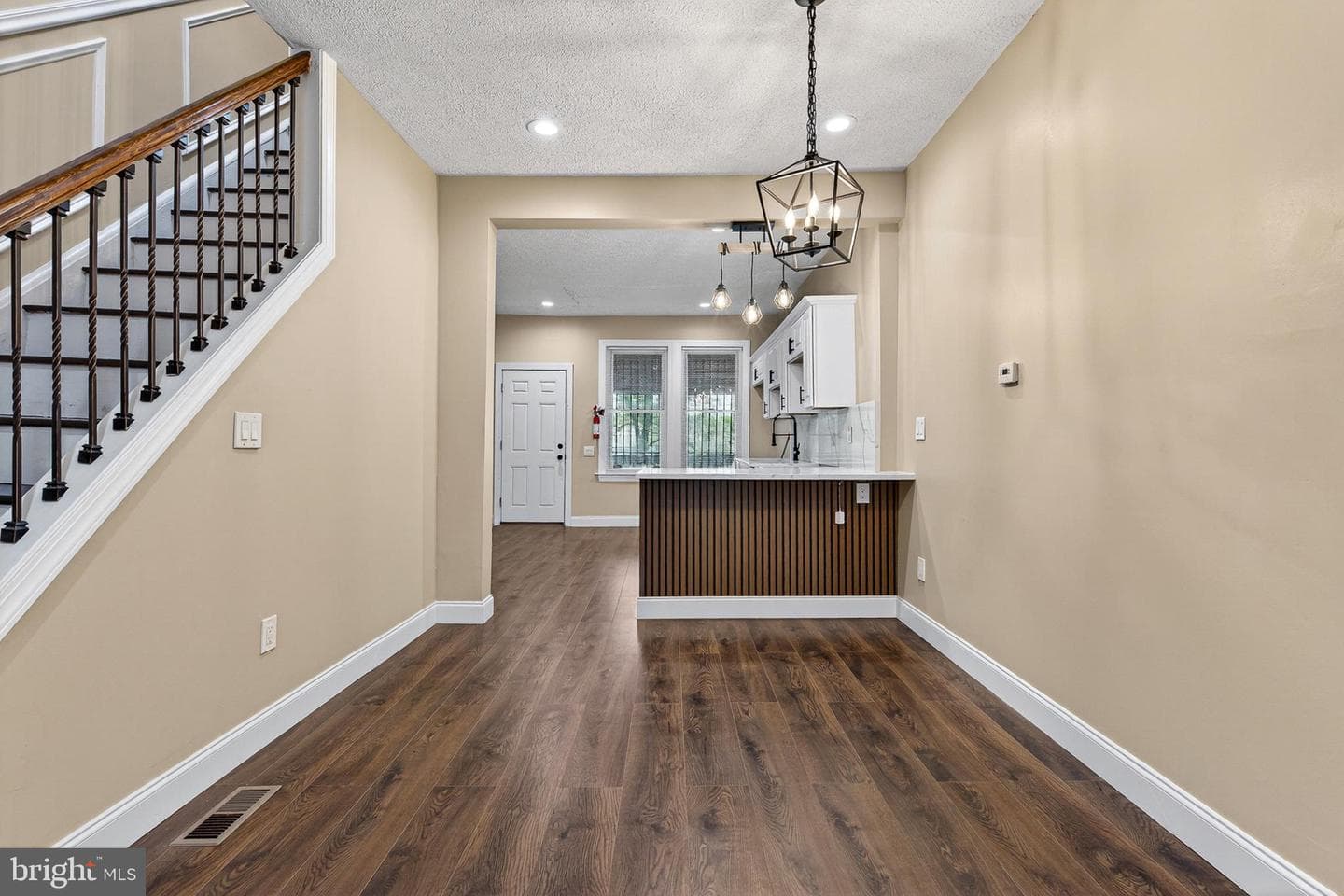 5217 Saint Charles Avenue photo 8