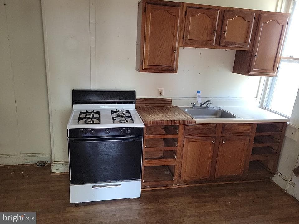 501 Sheridan Ave photo 4
