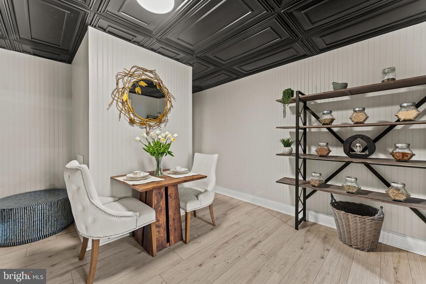 2022 W Fayette Street photo 9