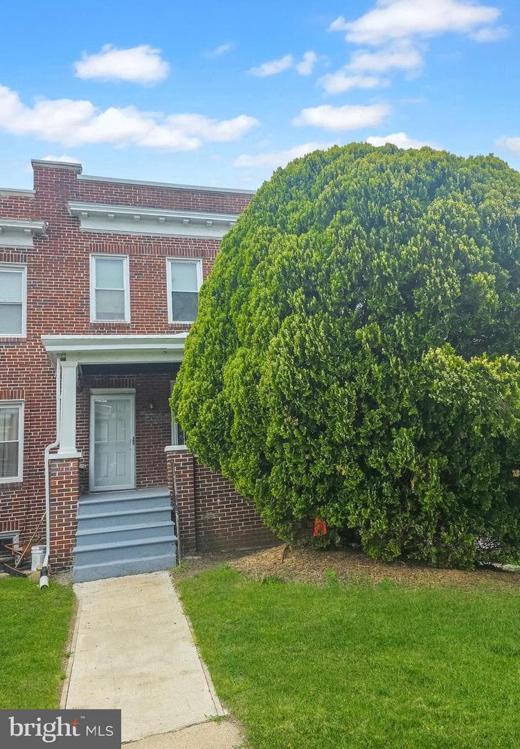 3200 Normount Avenue photo 4