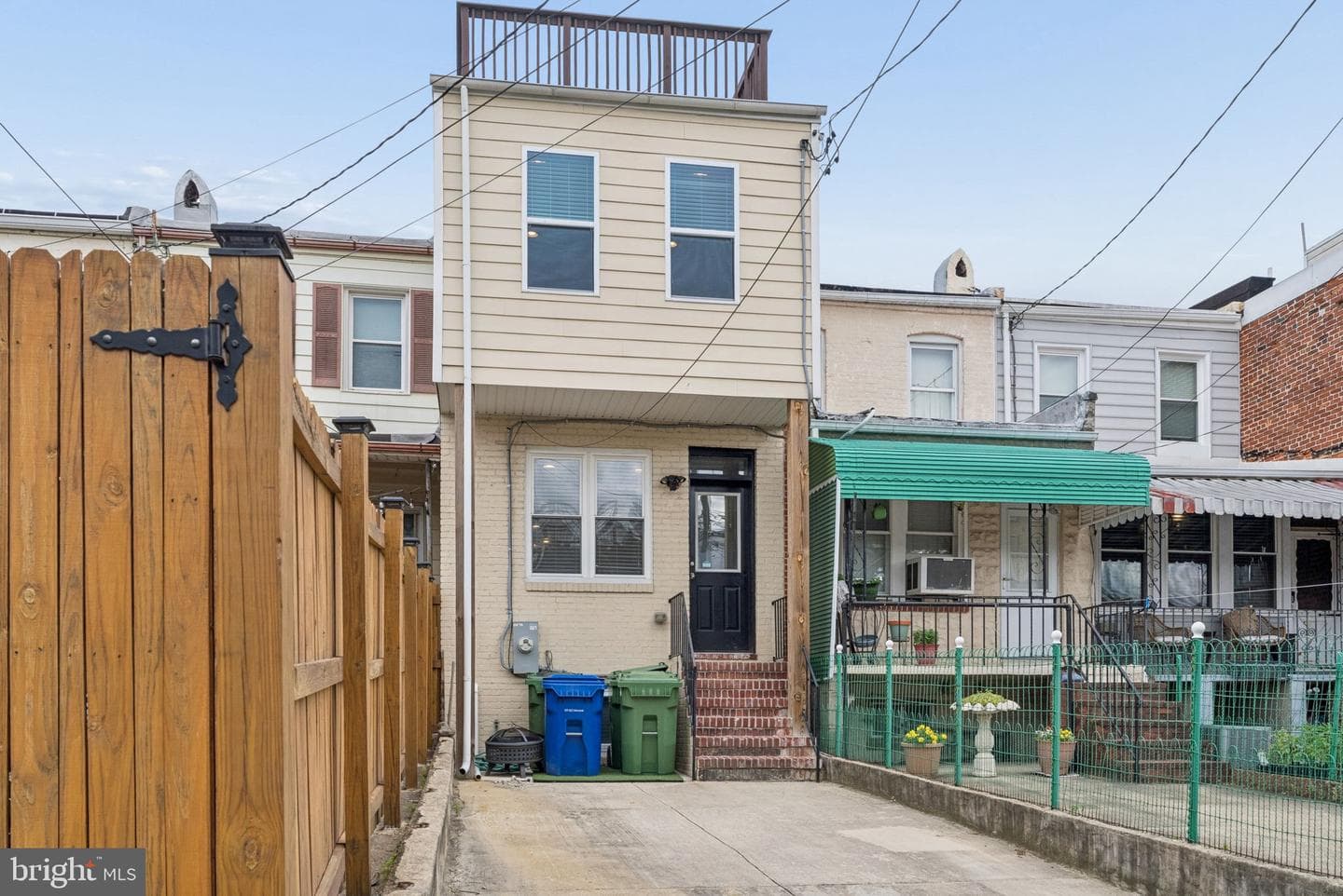 322 S Clinton Street S photo 18