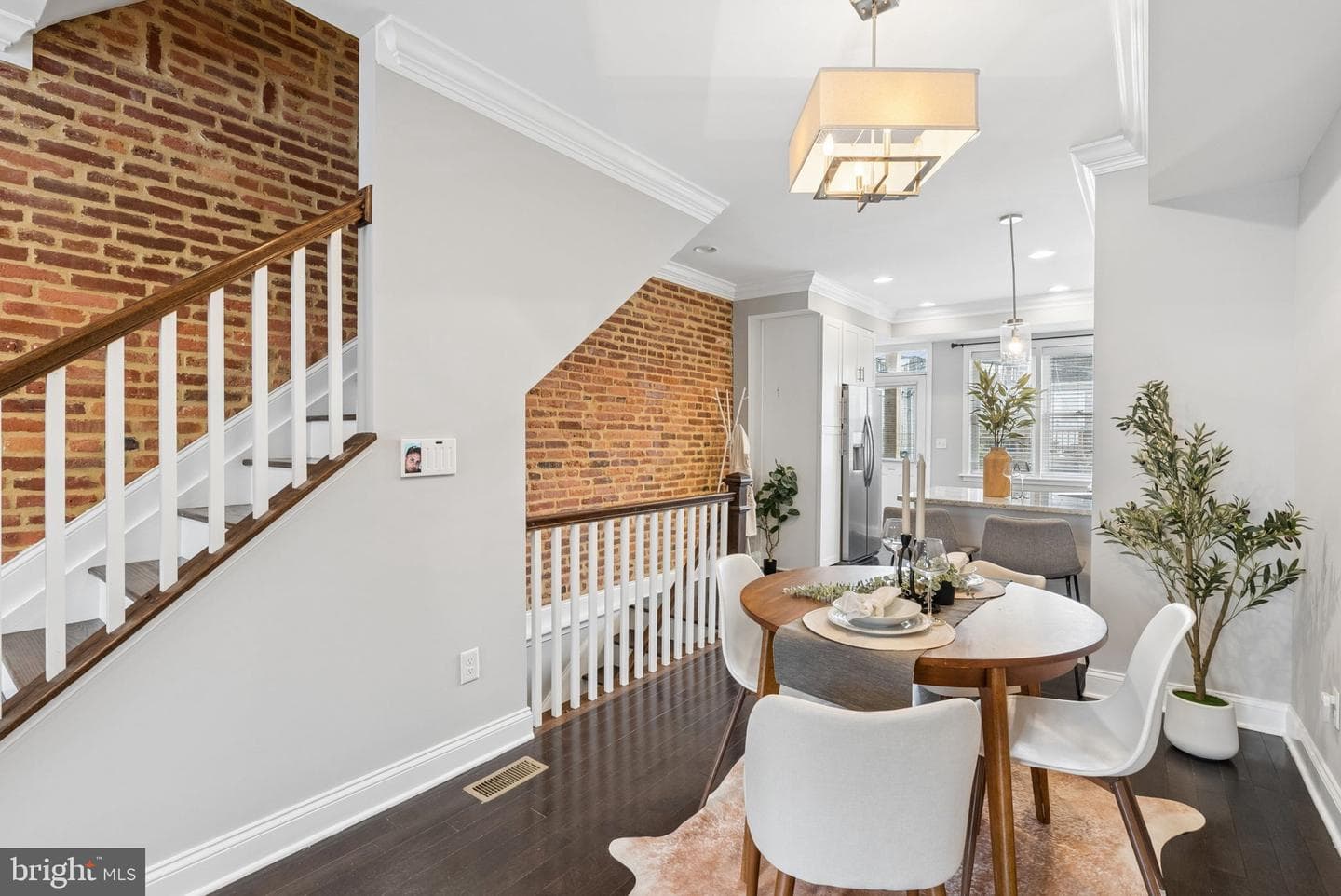 322 S Clinton Street S photo 8