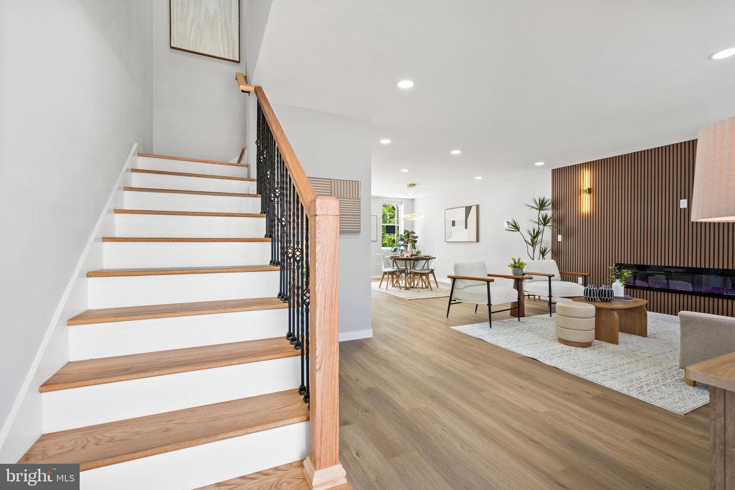 3015 Wylie Avenue photo 8
