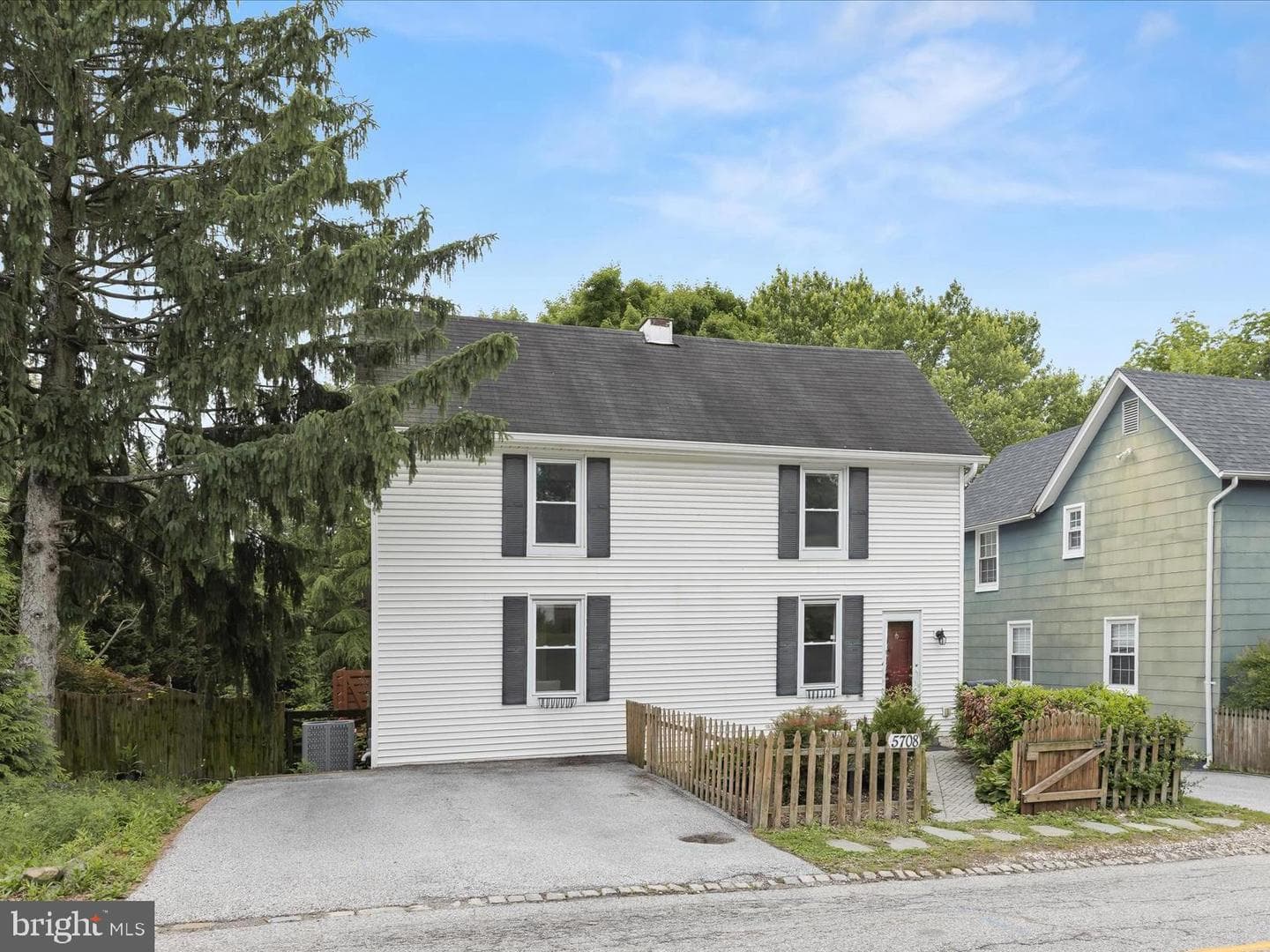 5708 Greenspring Avenue photo 2