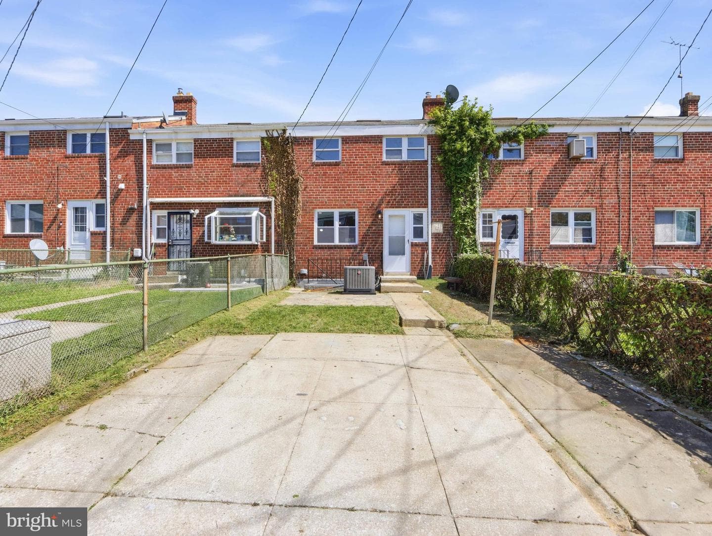 642 Queensgate Road photo 28