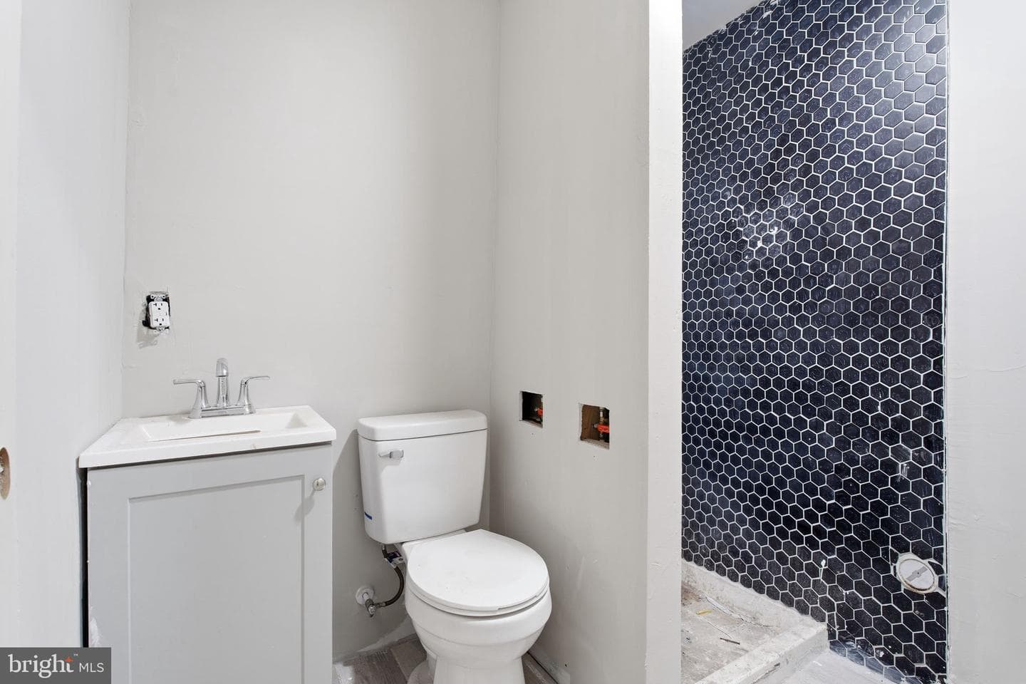 1328 N Carey Street photo 10