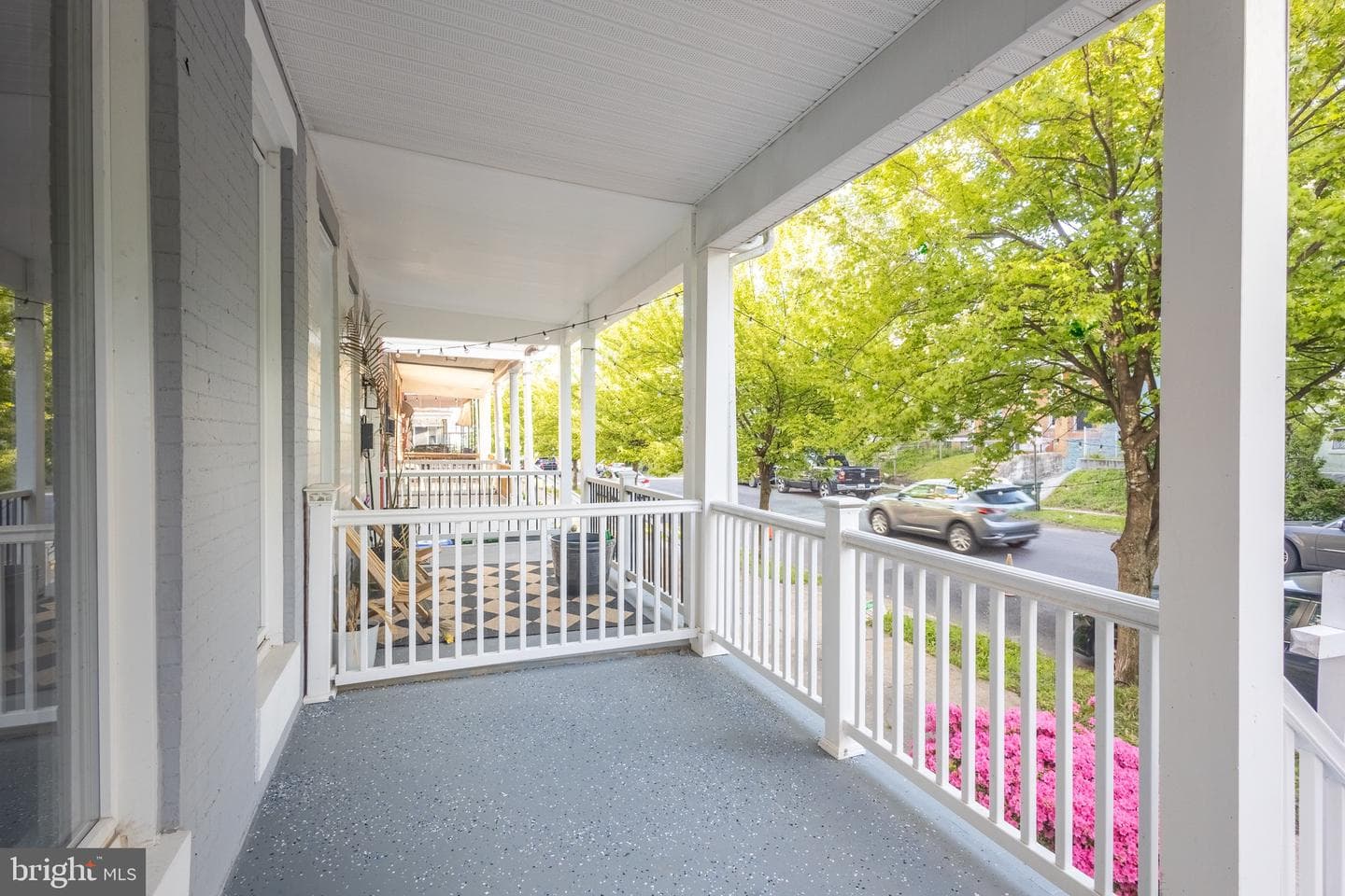 2115 N Longwood Street photo 33