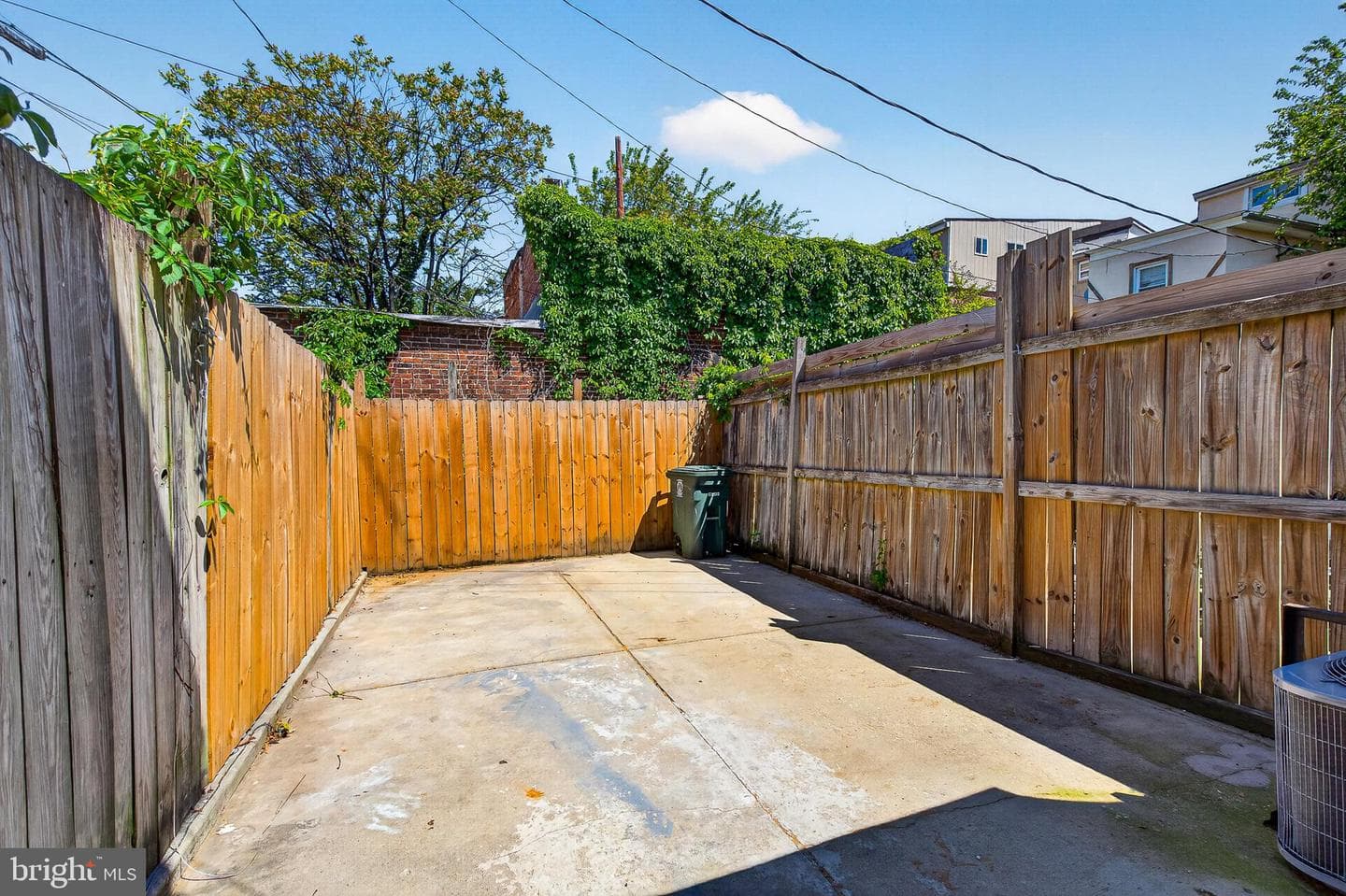 1212 W Lombard Street photo 30