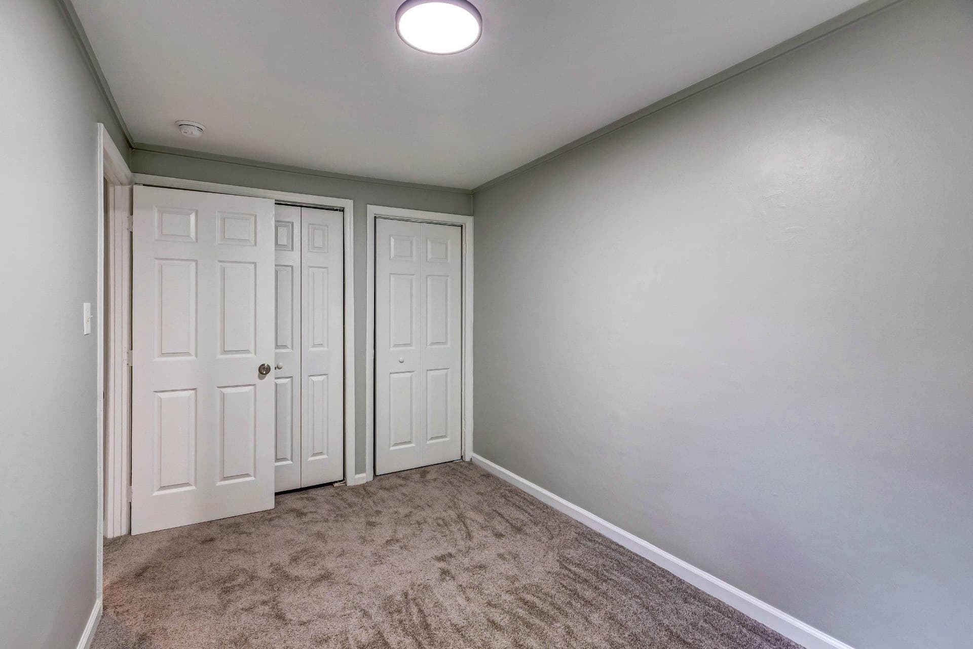 3013 Elizabeth Avenue photo 37