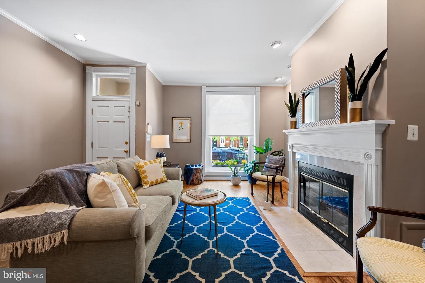 829 William Street photo 5