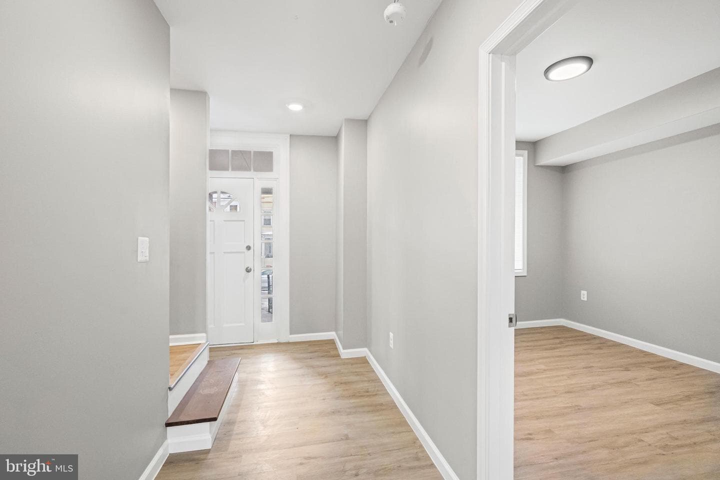 3034 Arunah Avenue photo 9