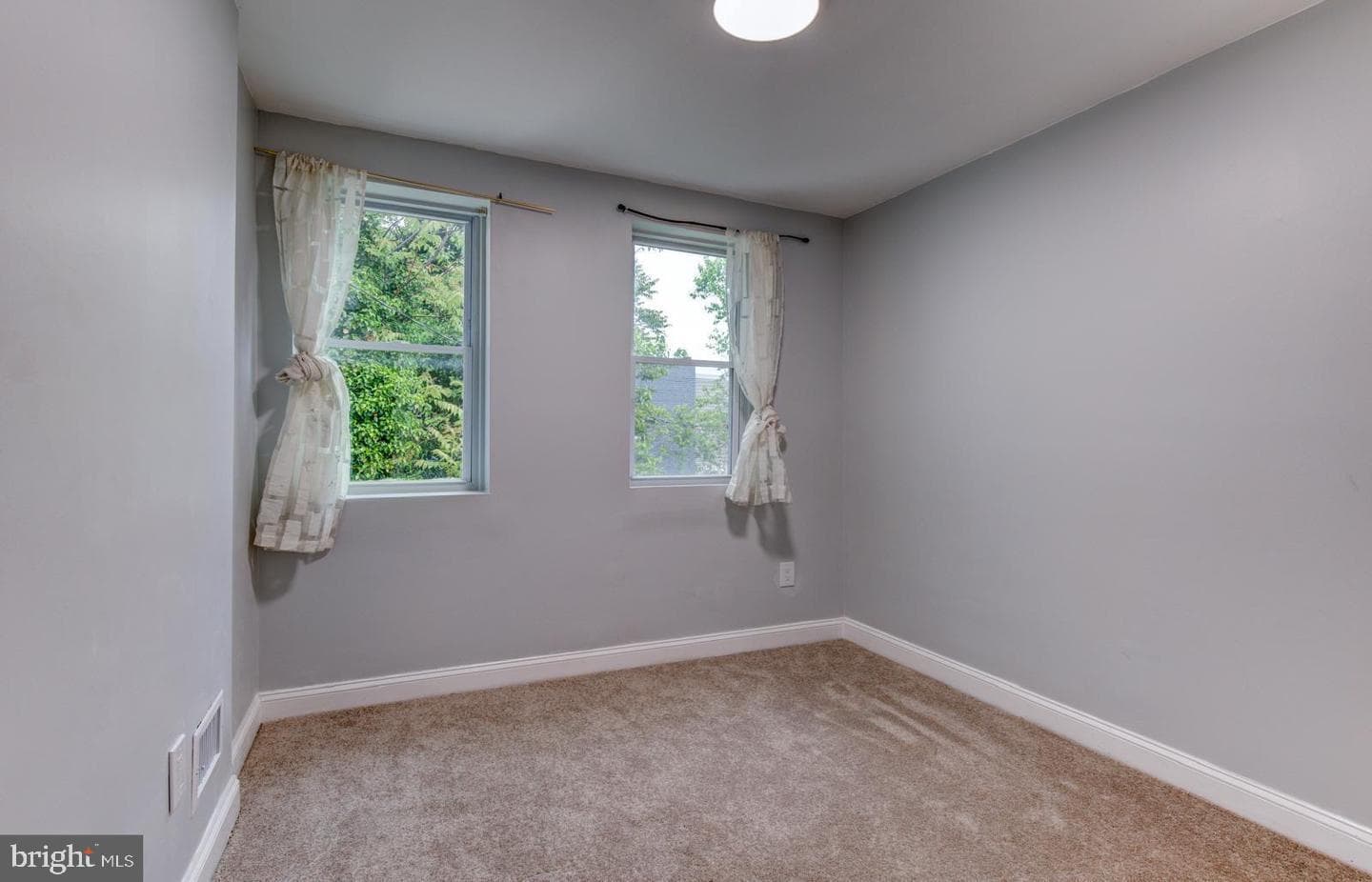 3537 Reisterstown Road photo 17