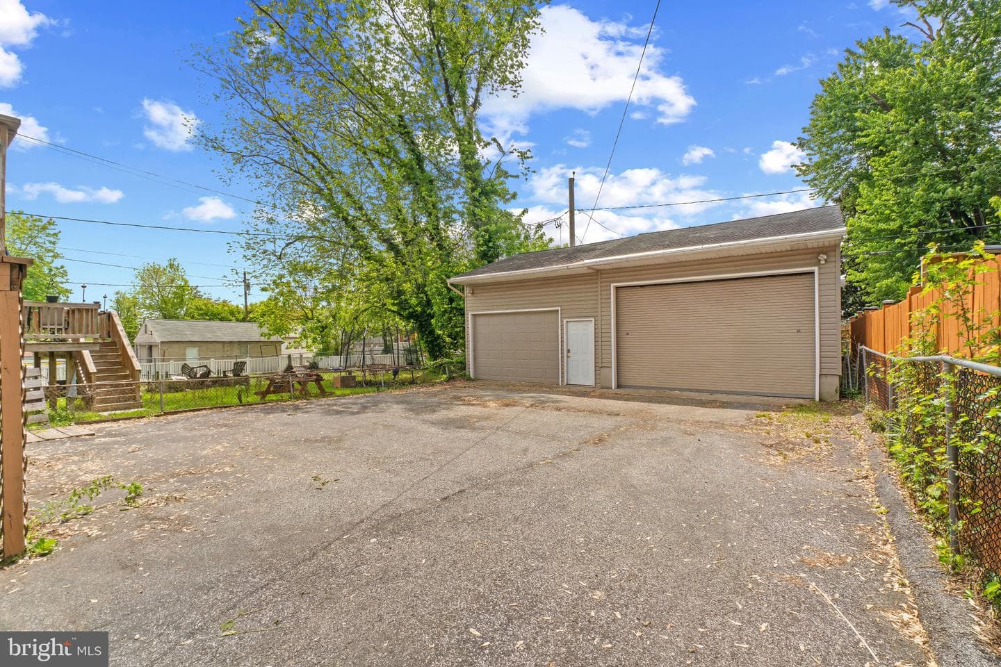 2827 Fleetwood Avenue photo 32