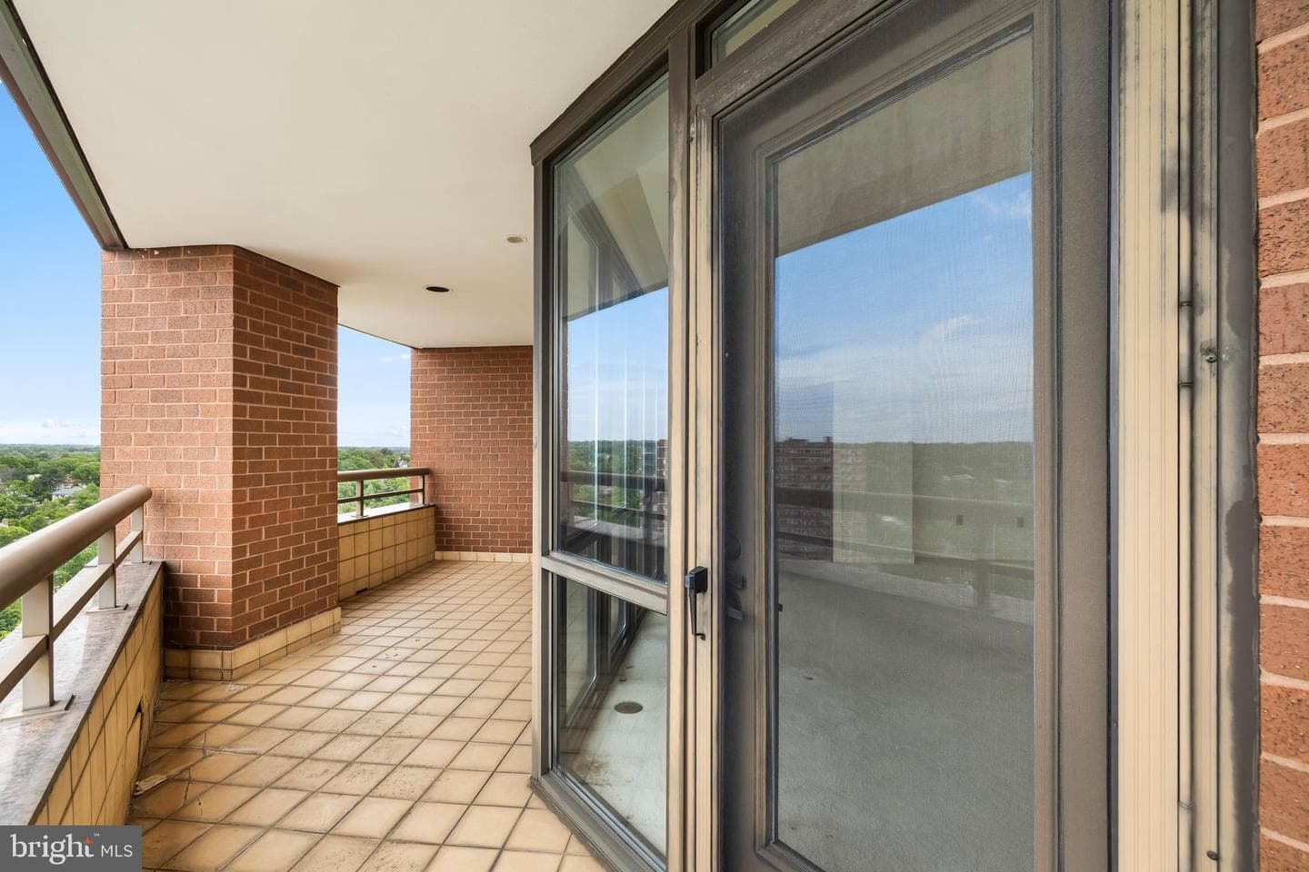 3704 N Charles Street #1403 photo 12