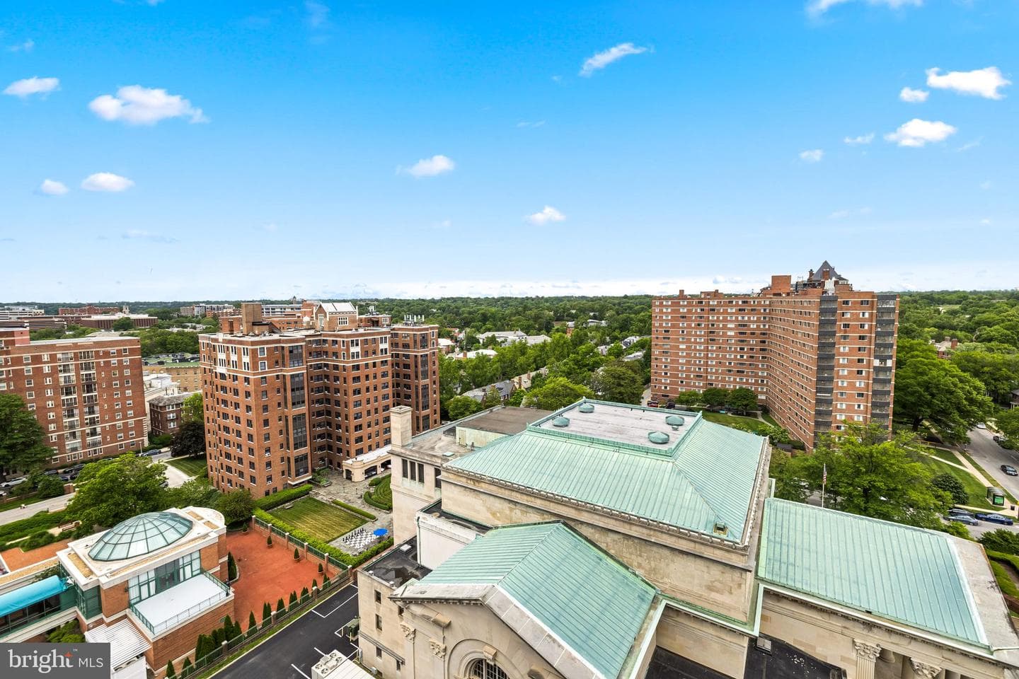 3704 N Charles Street #1403 photo 33