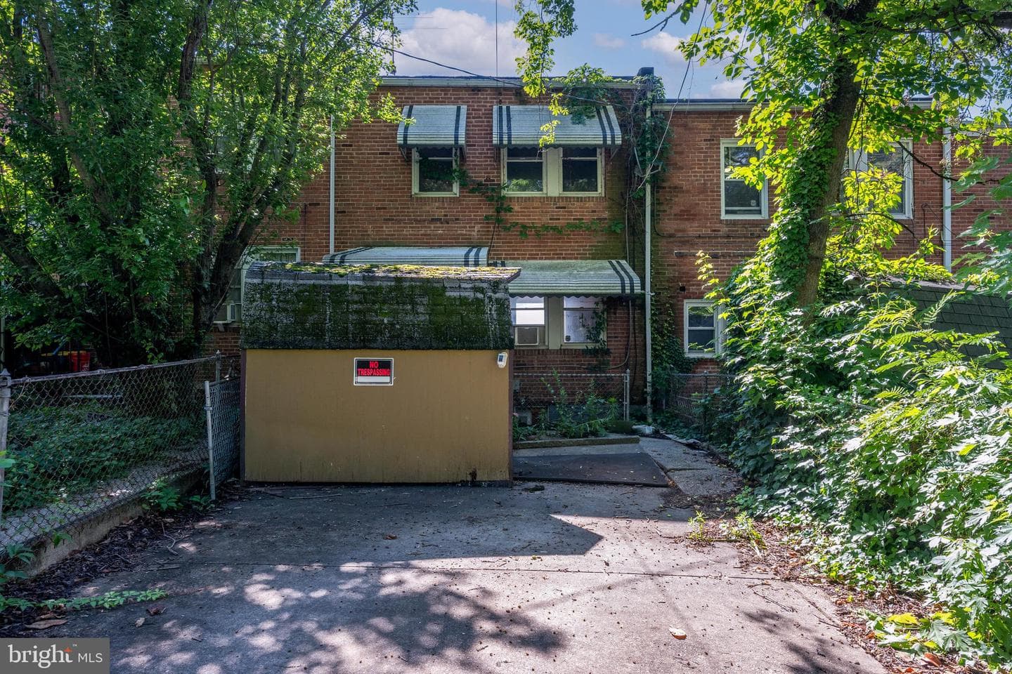 5924 Glen Falls Avenue photo 9