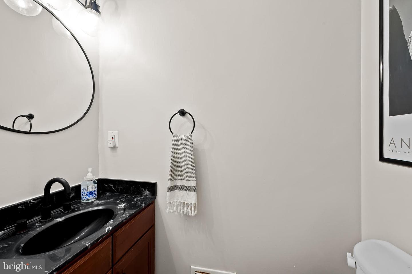 619 S Sharp Street photo 16