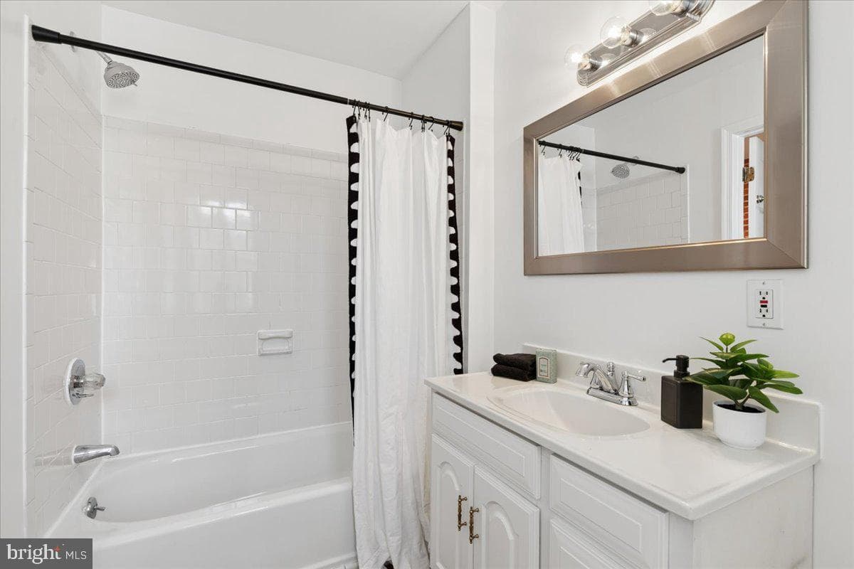 1119 Battery Avenue photo 28