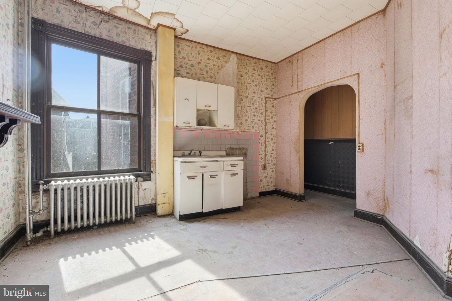 2120 Bolton Street photo 6