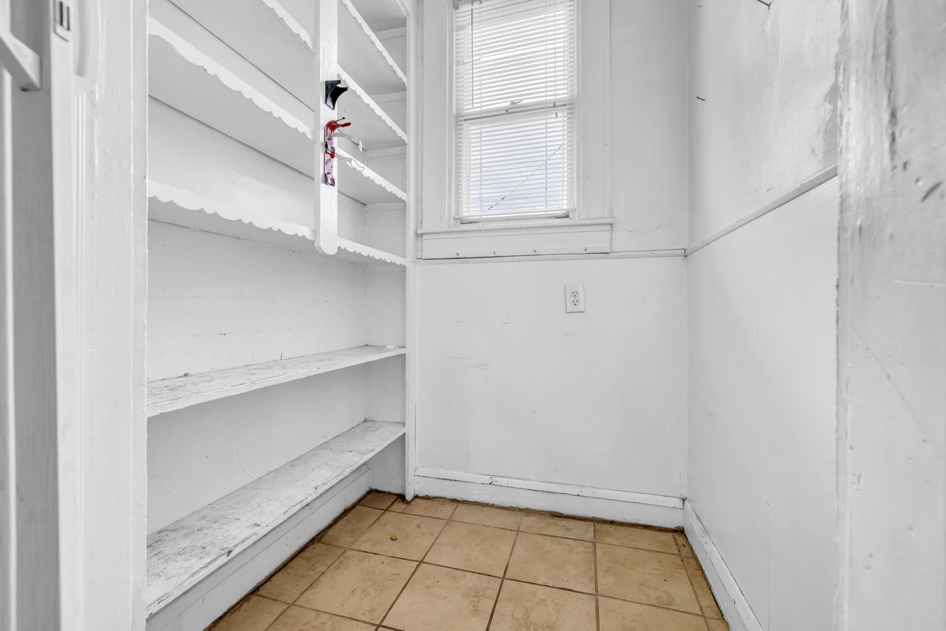 1632 E 31st Street photo 18