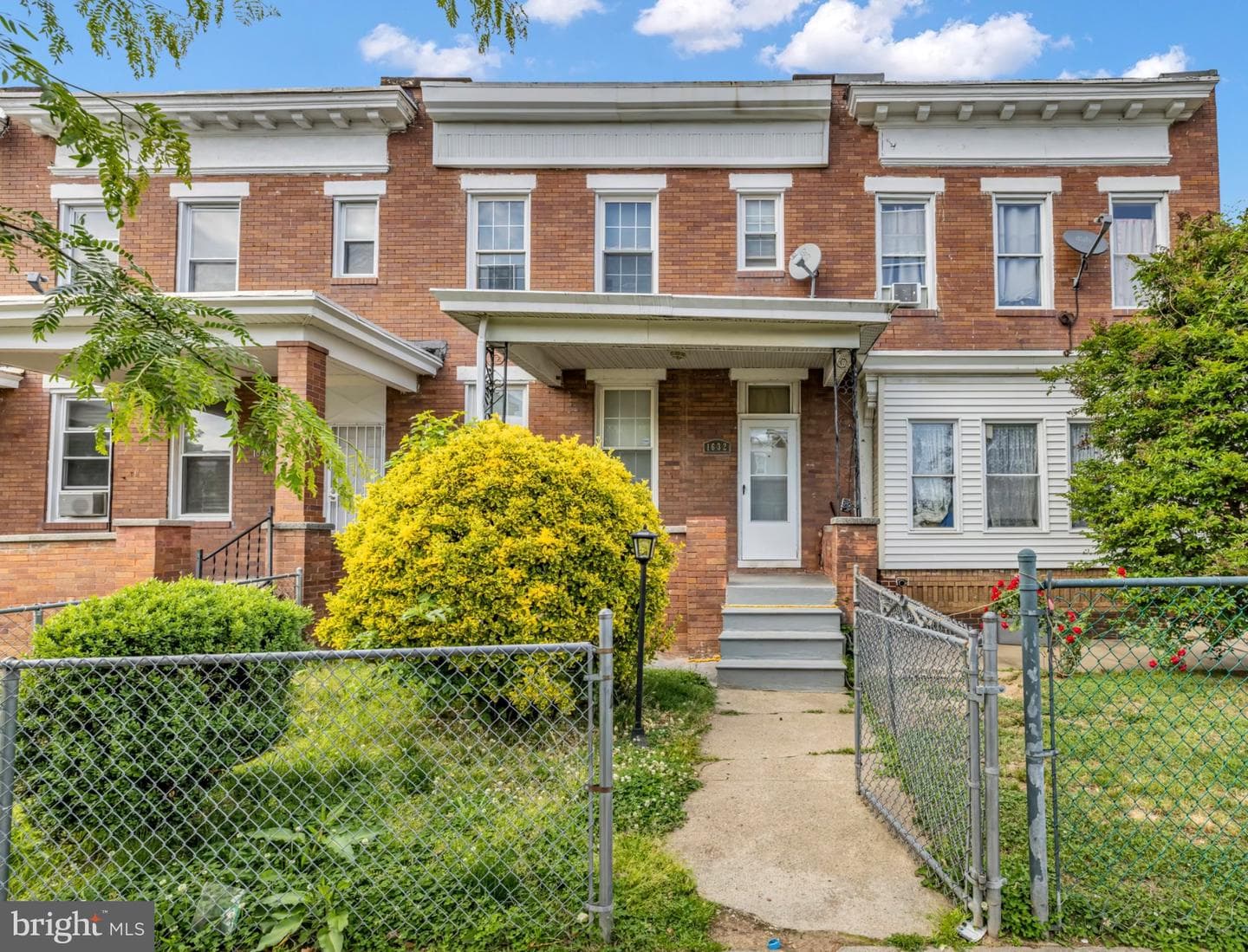 1632 E 31st Street photo 2