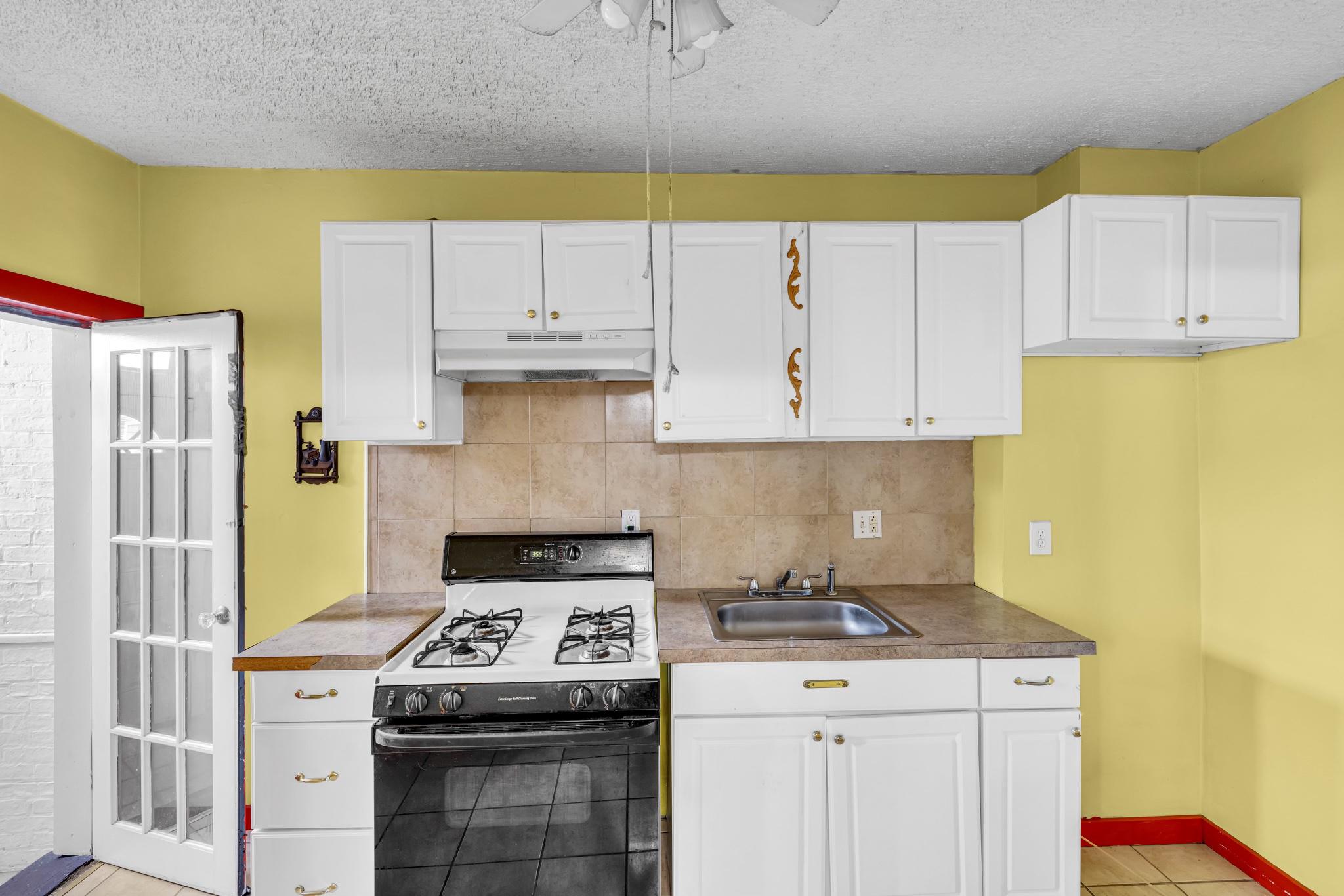 1632 E 31st Street photo 20