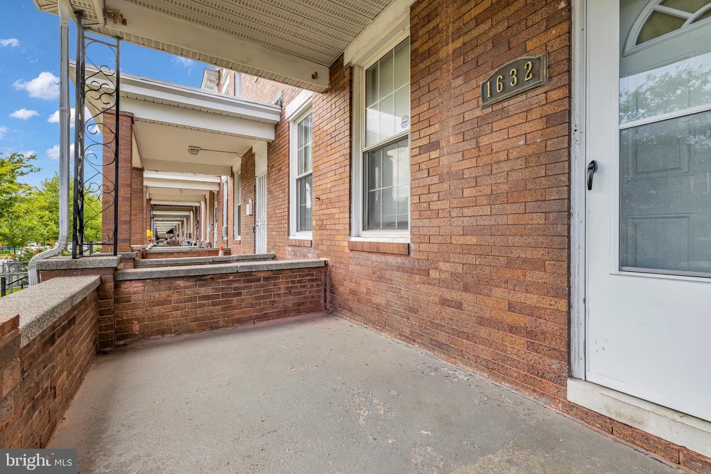 1632 E 31st Street photo 3