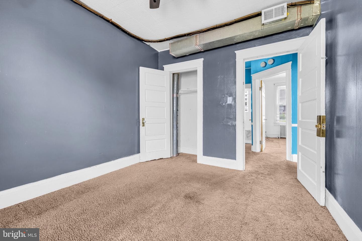 1632 E 31st Street photo 5