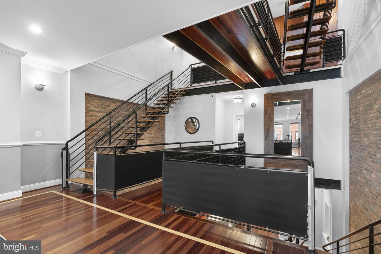 2916 Dillon Street photo 28