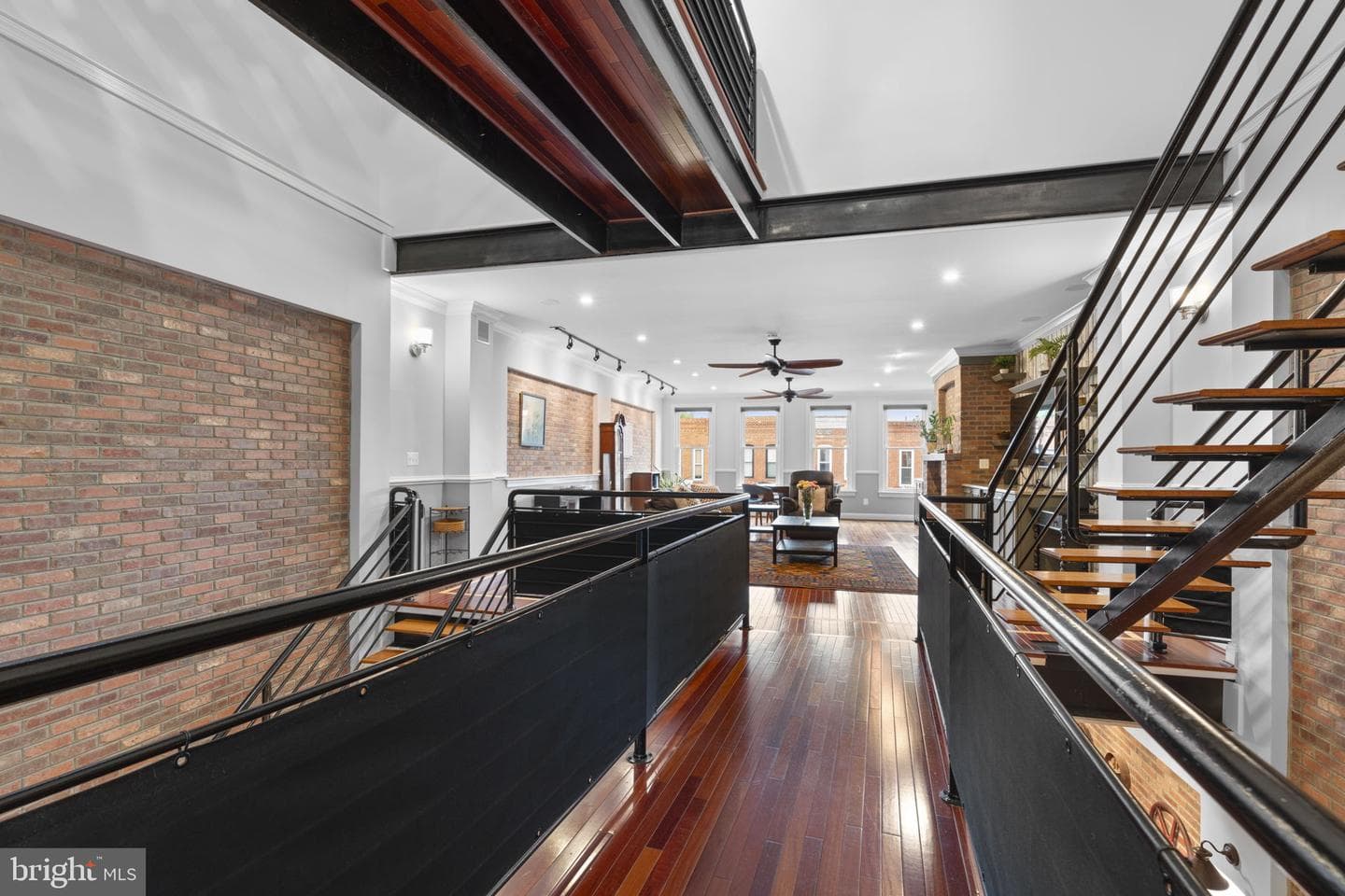 2916 Dillon Street photo 29