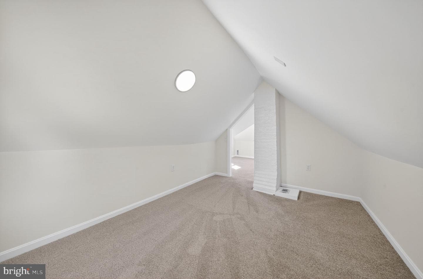 5923 Kavon Avenue photo 36