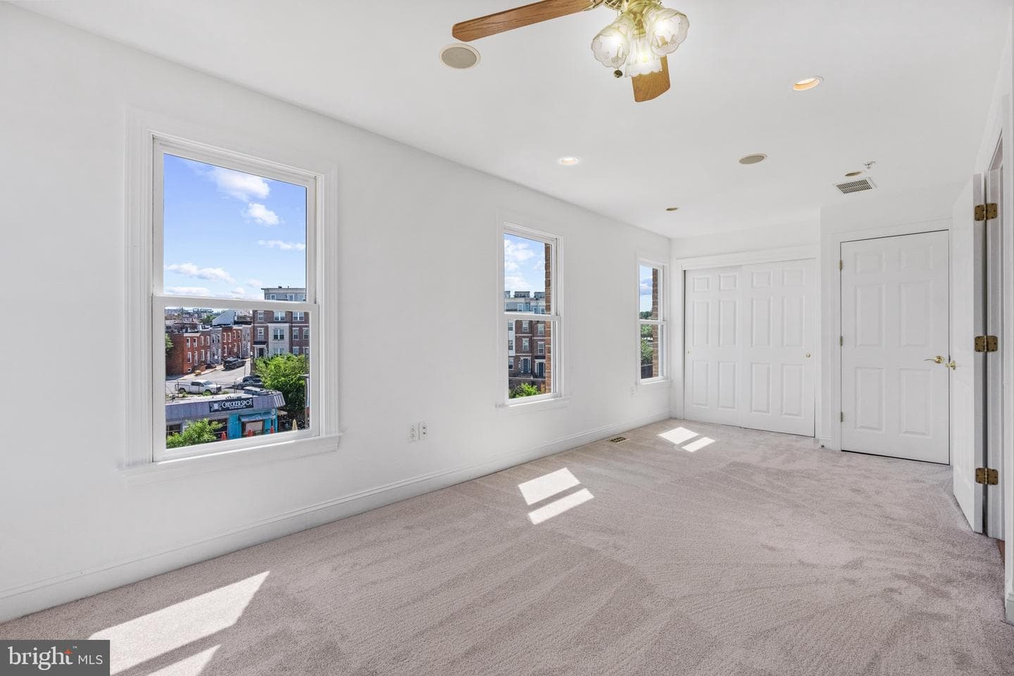 1294 Harbor Island Walk photo 20