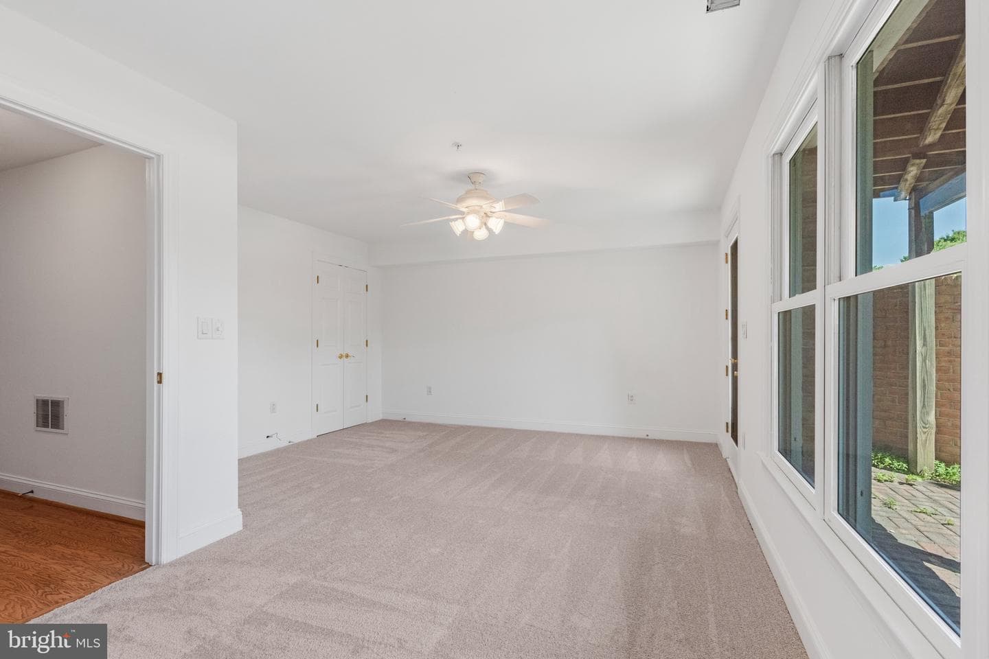 1294 Harbor Island Walk photo 22