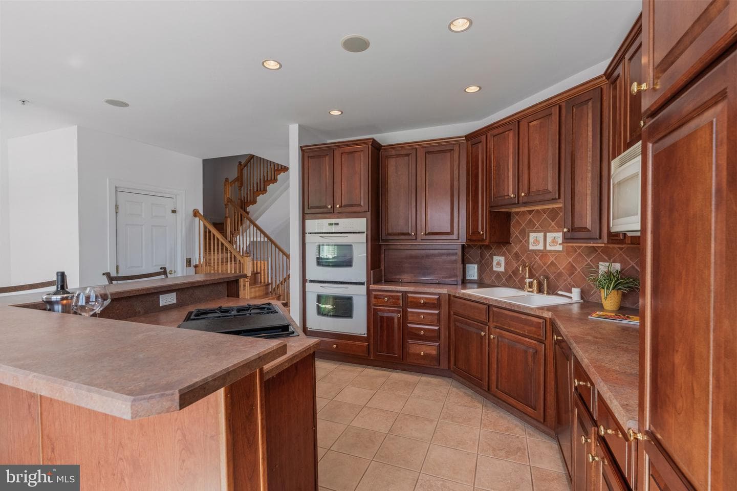 1294 Harbor Island Walk photo 9