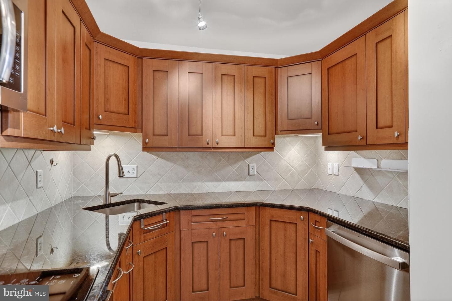 1101 Saint Paul Street #412 photo 3