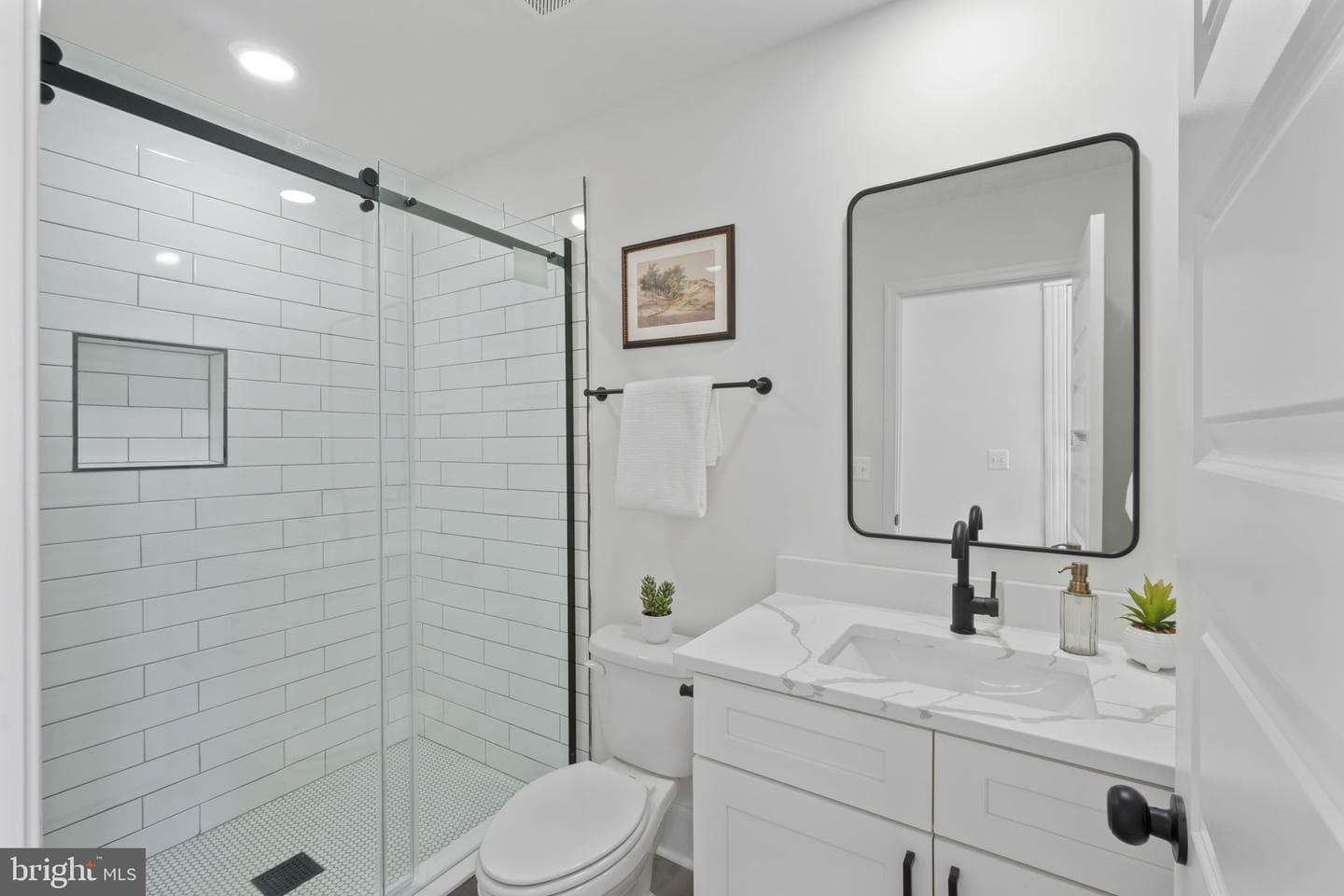 1126 E Fort Avenue photo 36