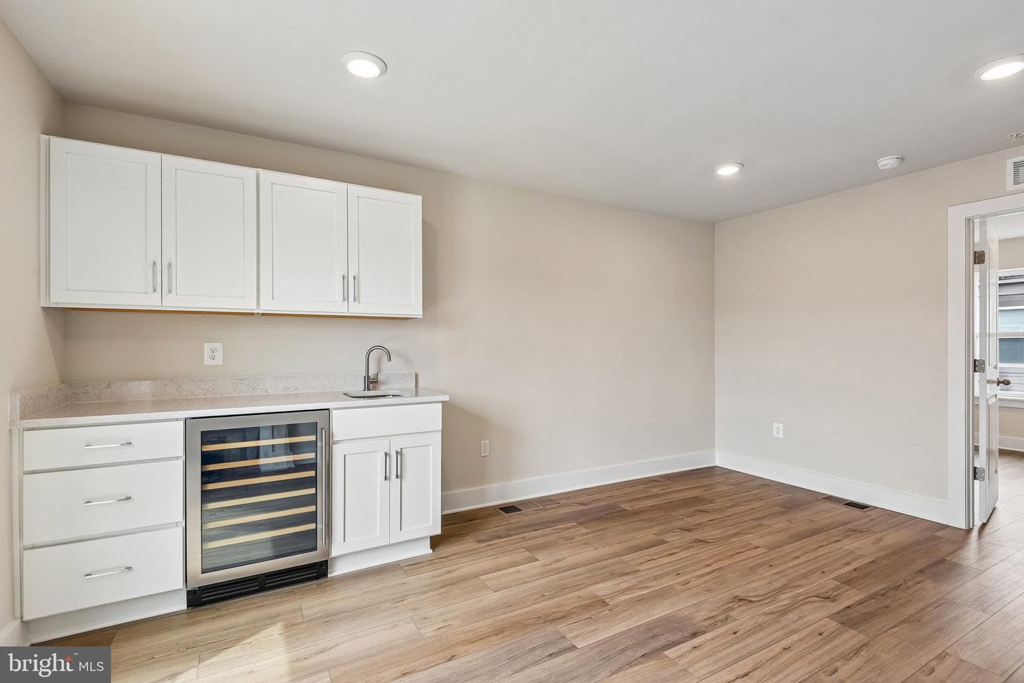 2729 Light Street photo 25