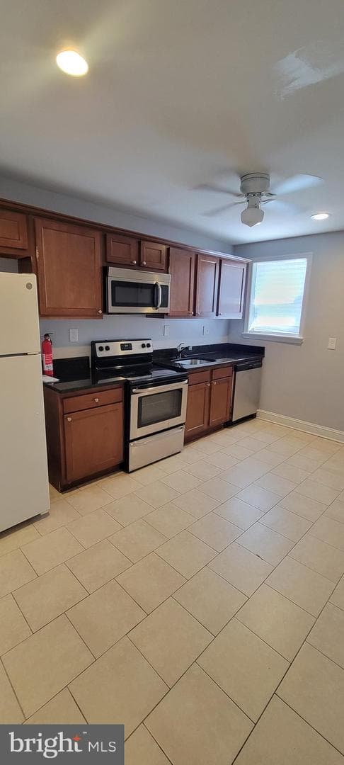 1109 N Collington Avenue photo 4