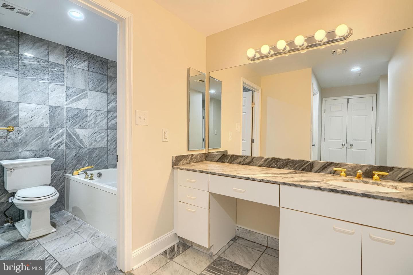 3801 Canterbury Road #404 photo 34