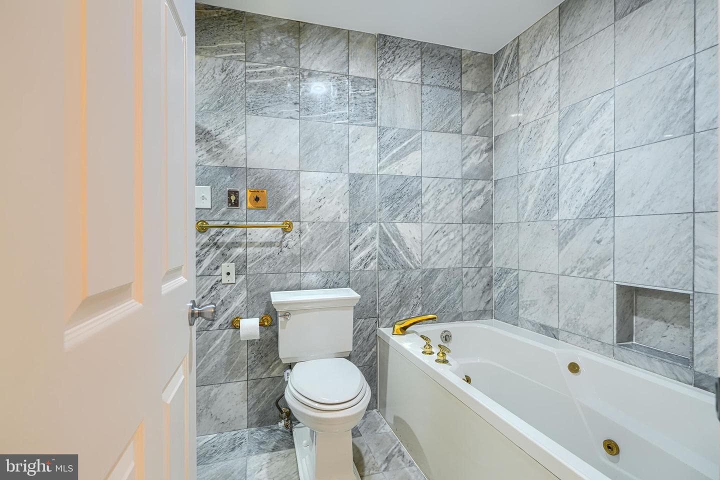 3801 Canterbury Road #404 photo 35