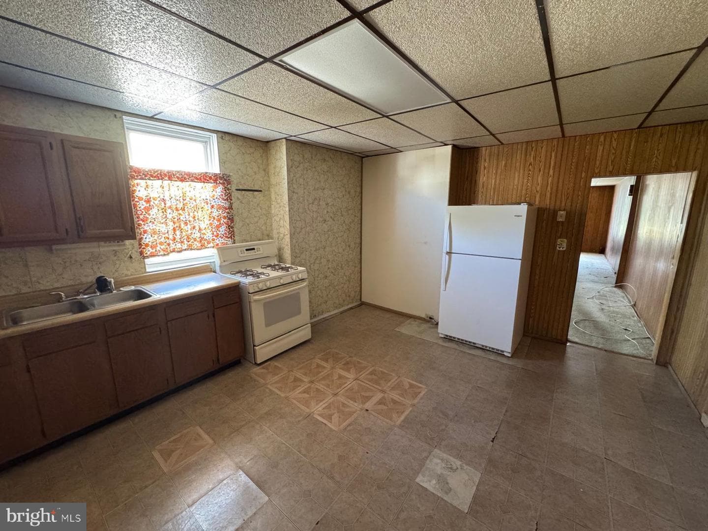 2826 Winchester Street photo 20
