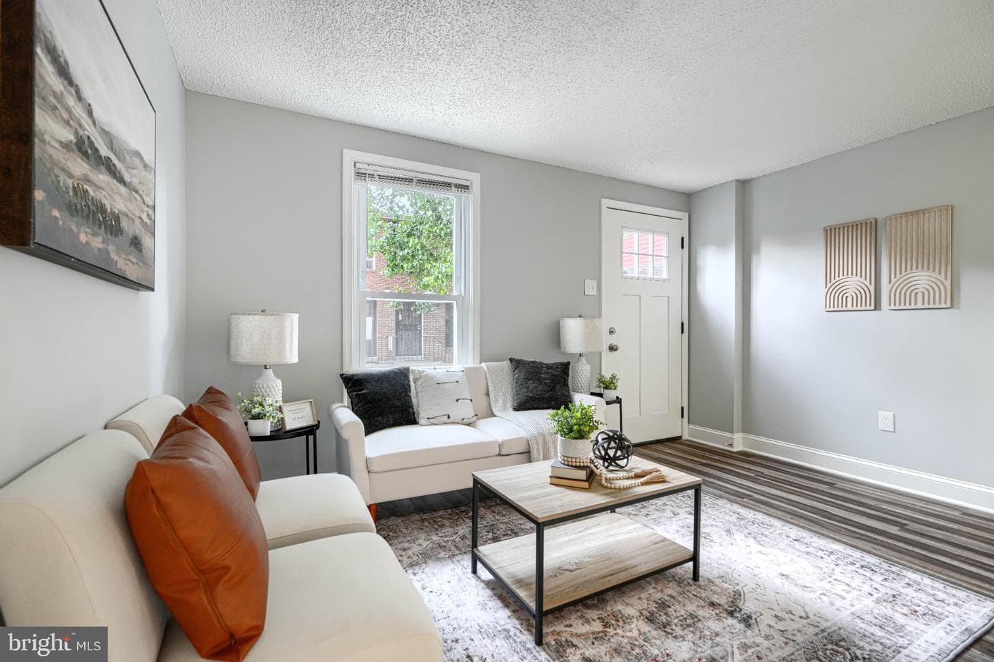 1543 Penrose Avenue photo 5