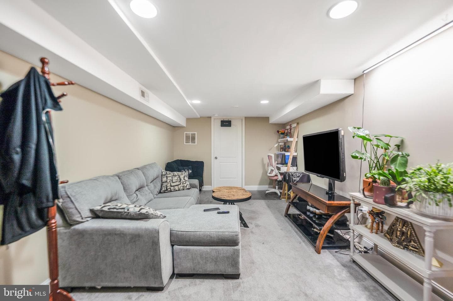 610 Archer Street photo 16